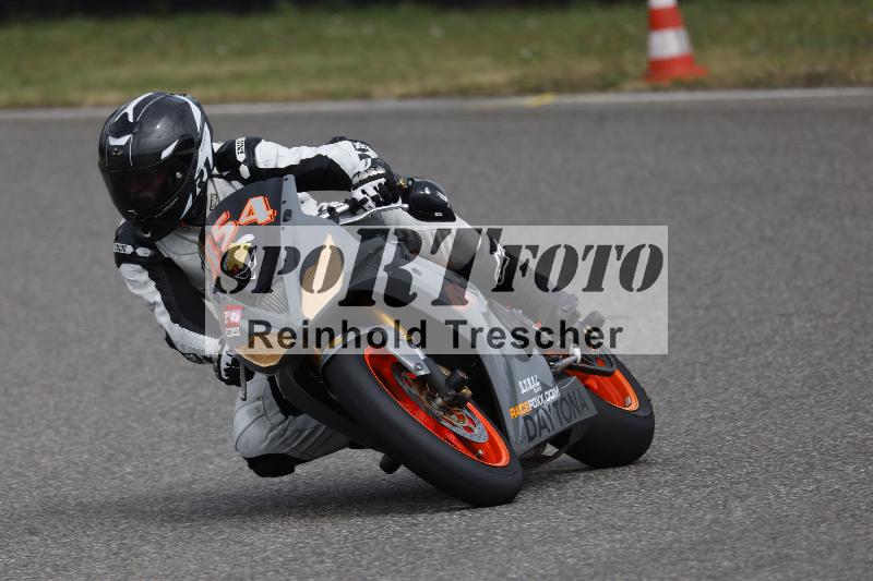 /19 06.06.2026  TZ Motorsport ADR/Gruppe gelb/454